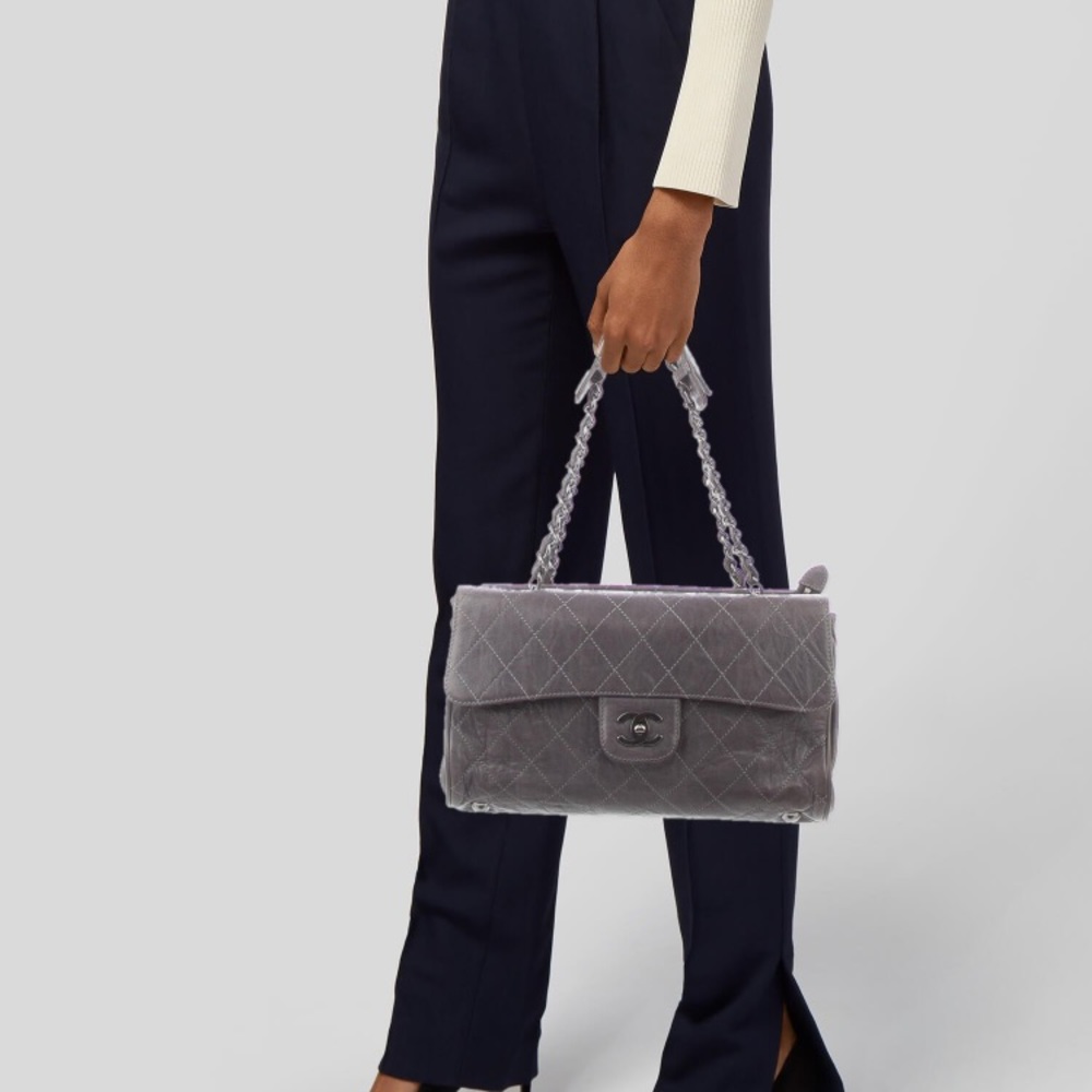 Chanel handbag (Authentic)